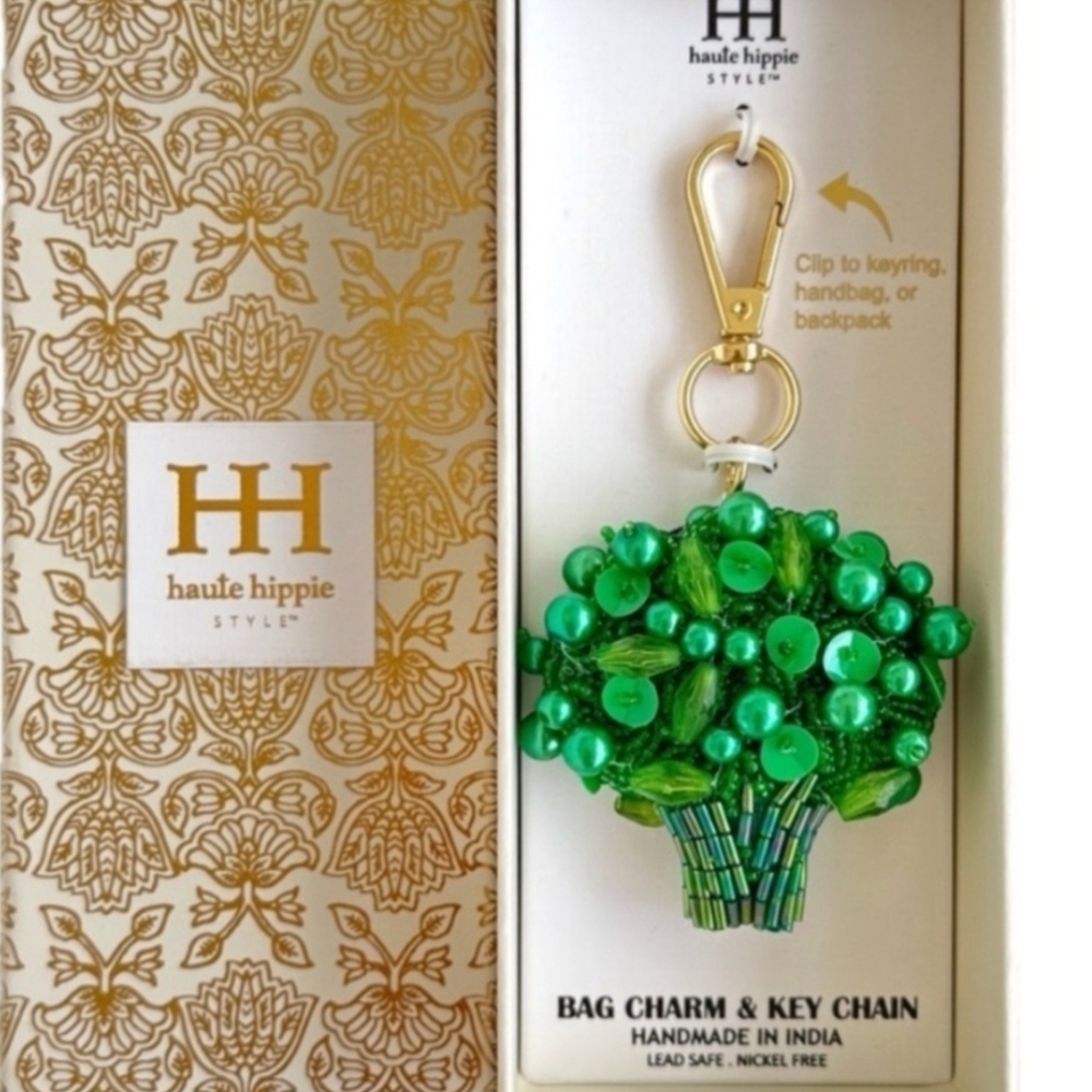 🥦▪️Haute Hippie▪️ Charming Beaded Broccoli Bag Charm Key Chain - Picture 1 of 3